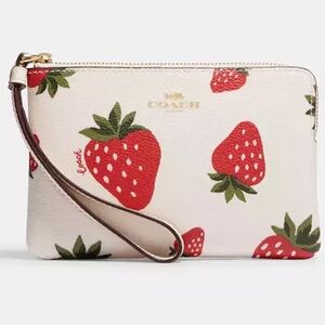 NWT Corner Zip Wristlet With Wild Strawberry Print